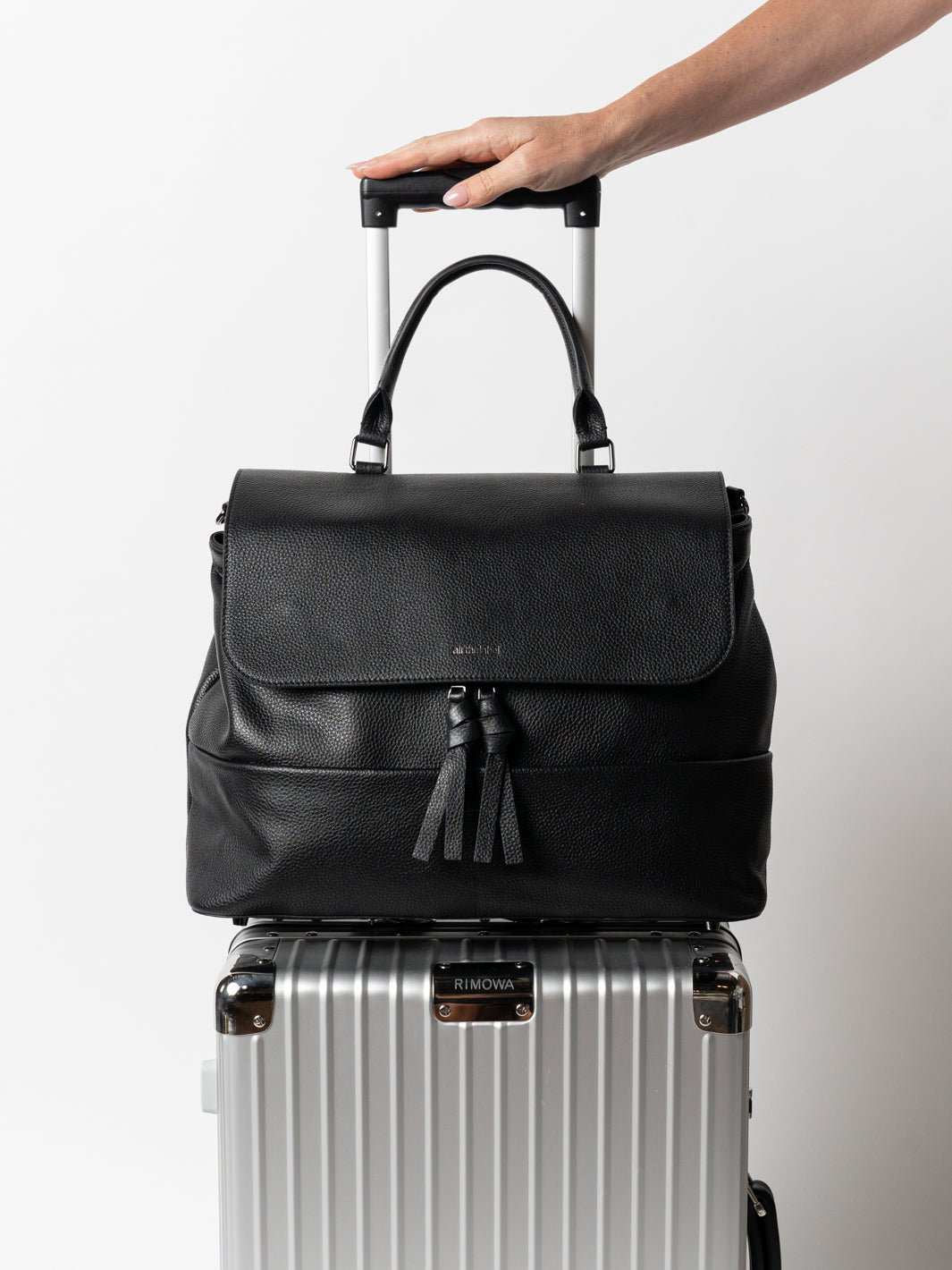 Signature Ari Backpack (Leather)