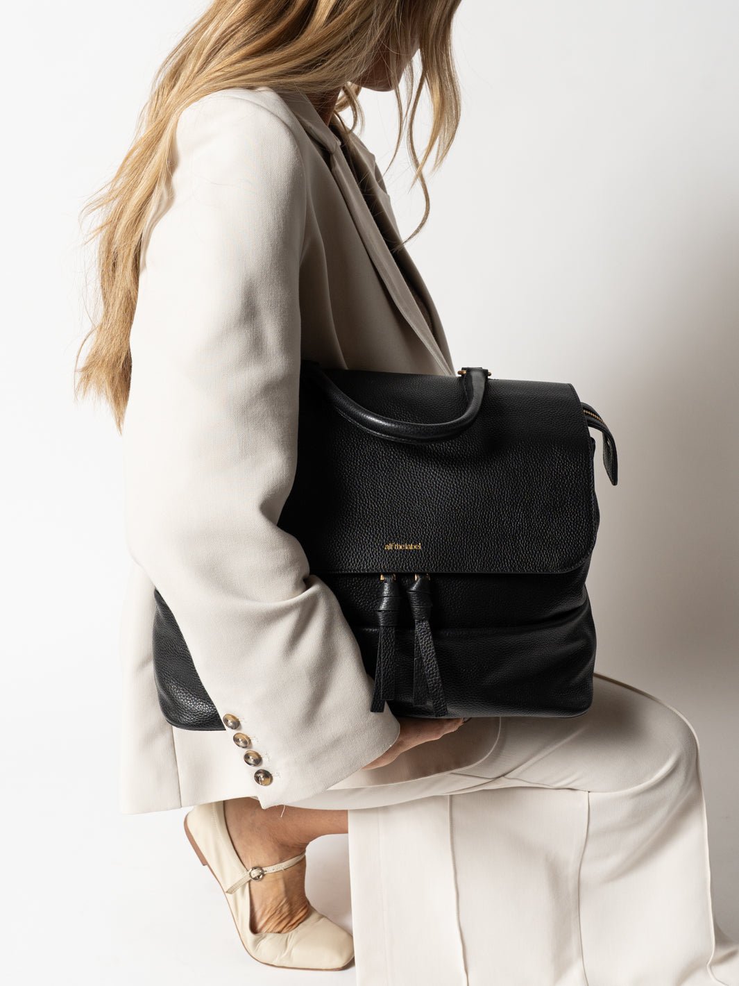 Signature Ari Backpack (Leather)