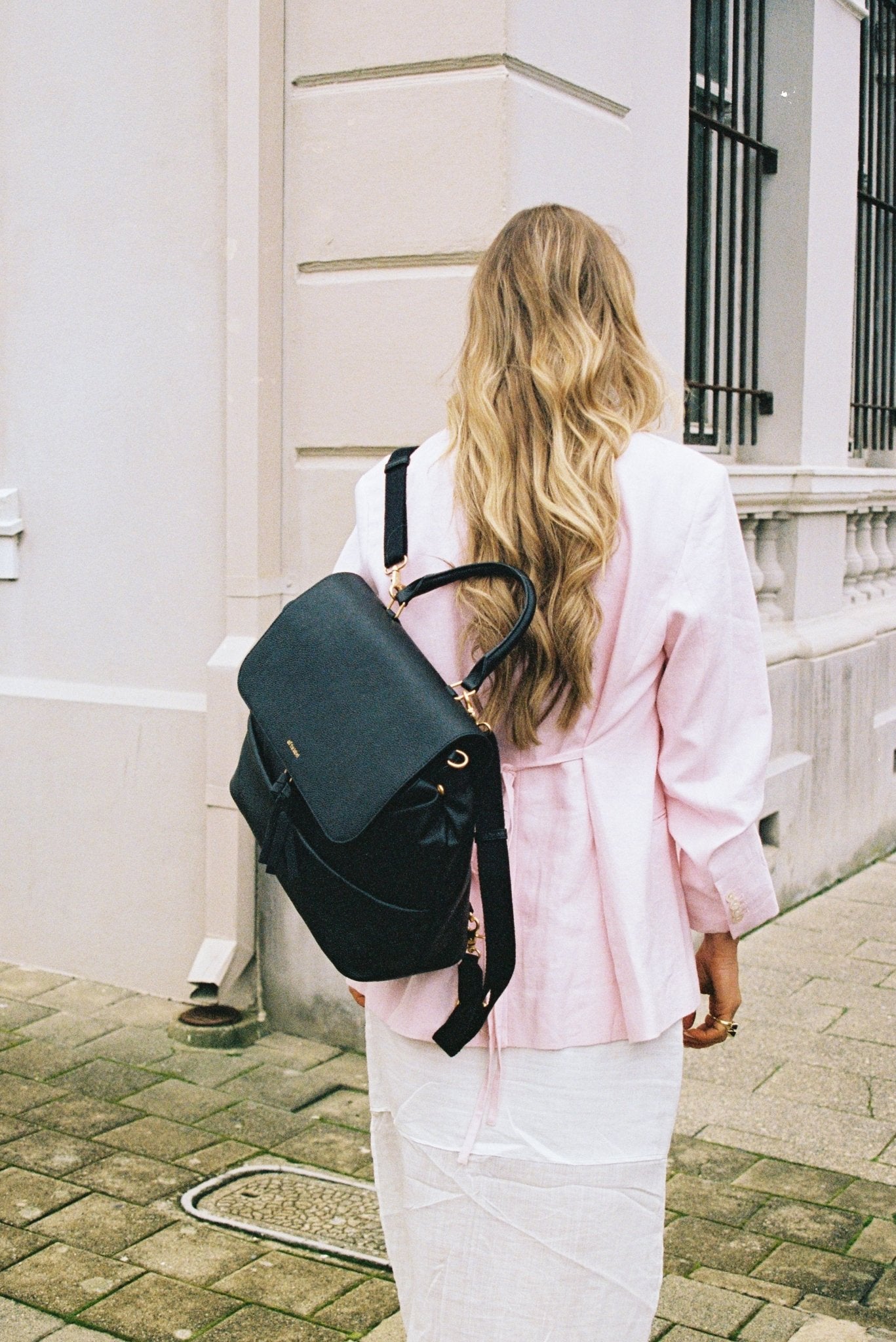 Signature Ari Backpack (Leather)