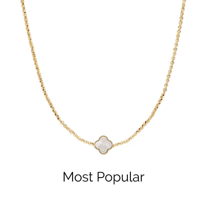 Pearl Clover Custom Name Necklace (Gold)
